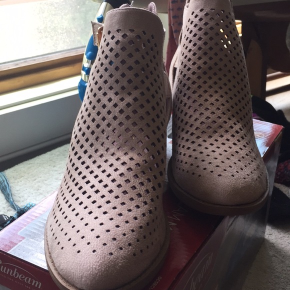 Adorable Booties - Picture 2 of 3